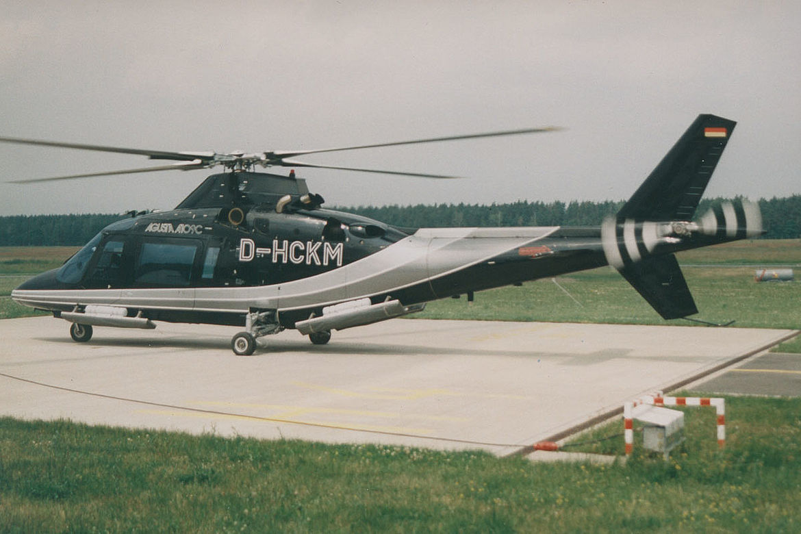 [Translate to Deutsch:] Aero-Dienst maintenance and sale Augusta helicopters 1995
