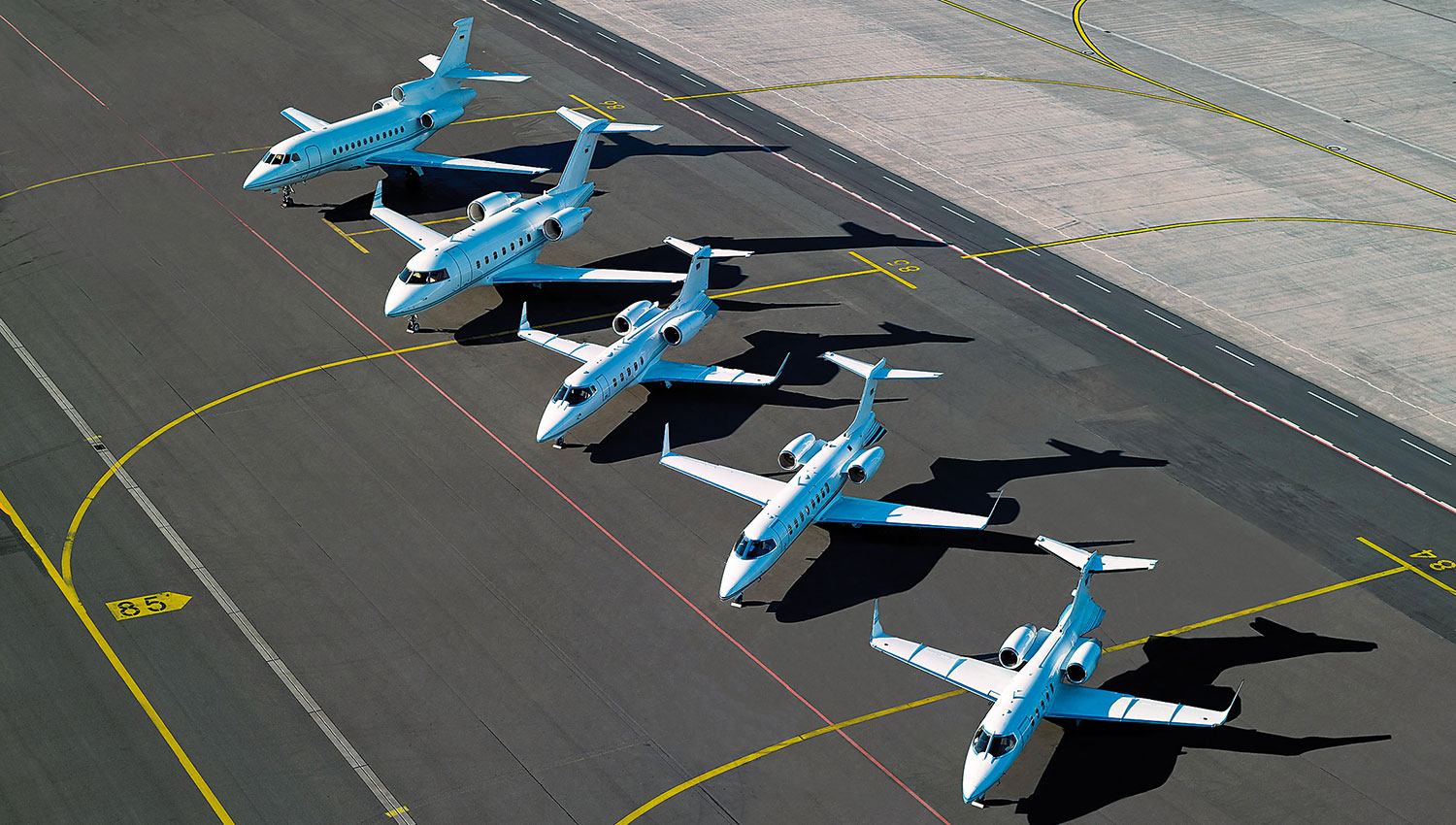 Aero-Dienst - Corporate jet charter fleet
