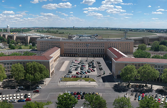 [Translate to Deutsch:] Aero-Dienst errichtet Niederlassung in Berlin-Tempelhof