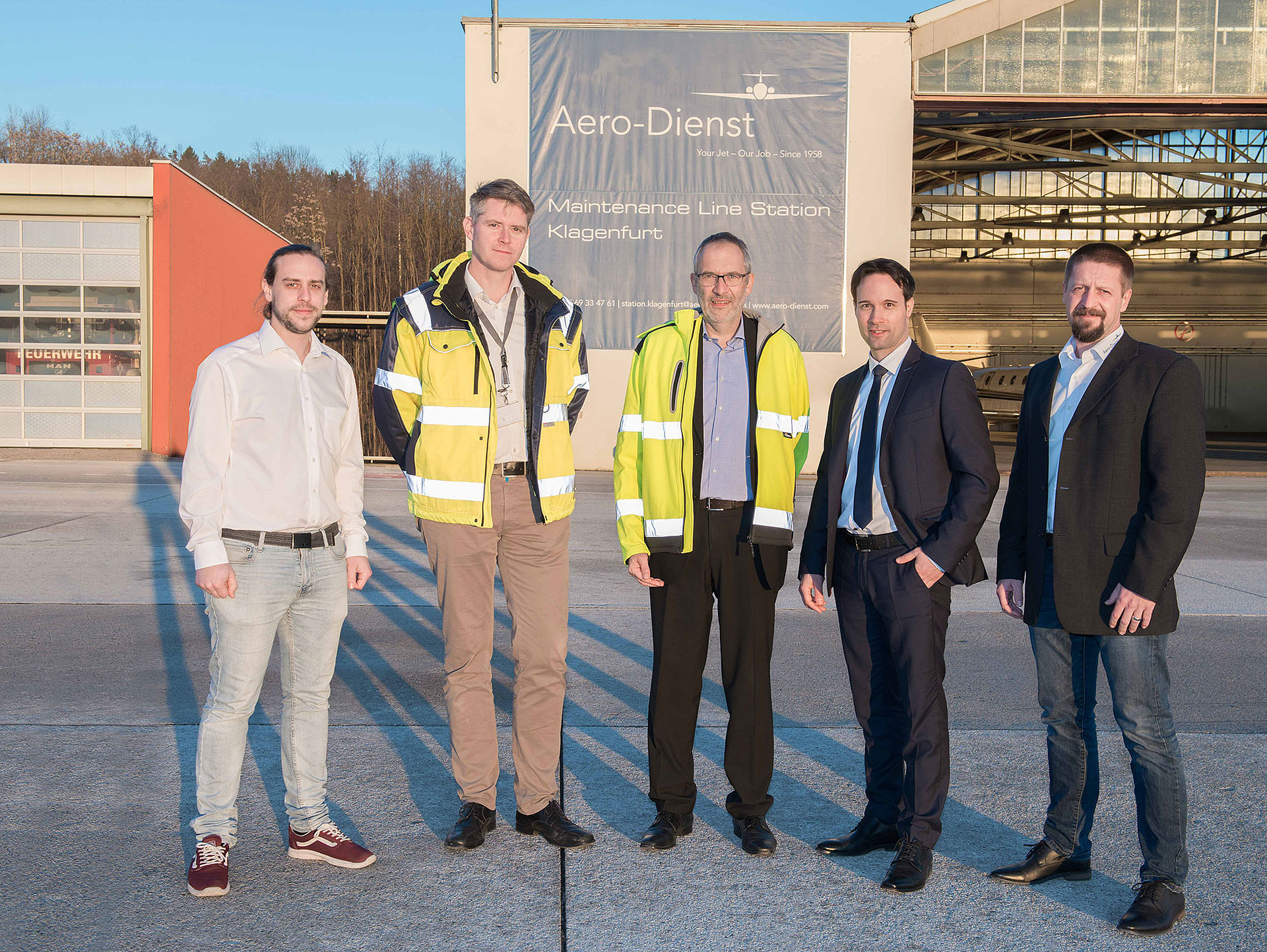 Aero-Dienst feiert die Eröffnung einer Line Station am Flughafen Klagenfurt, Österreich