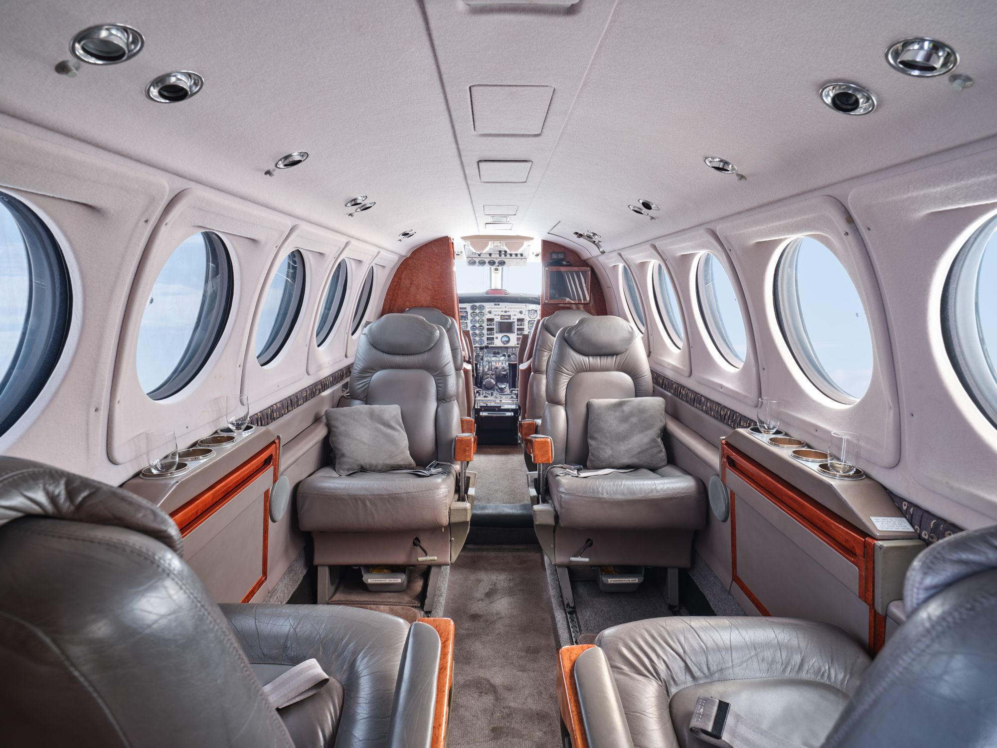 1999 Beechcraft King Air B200, Germany, photo 2