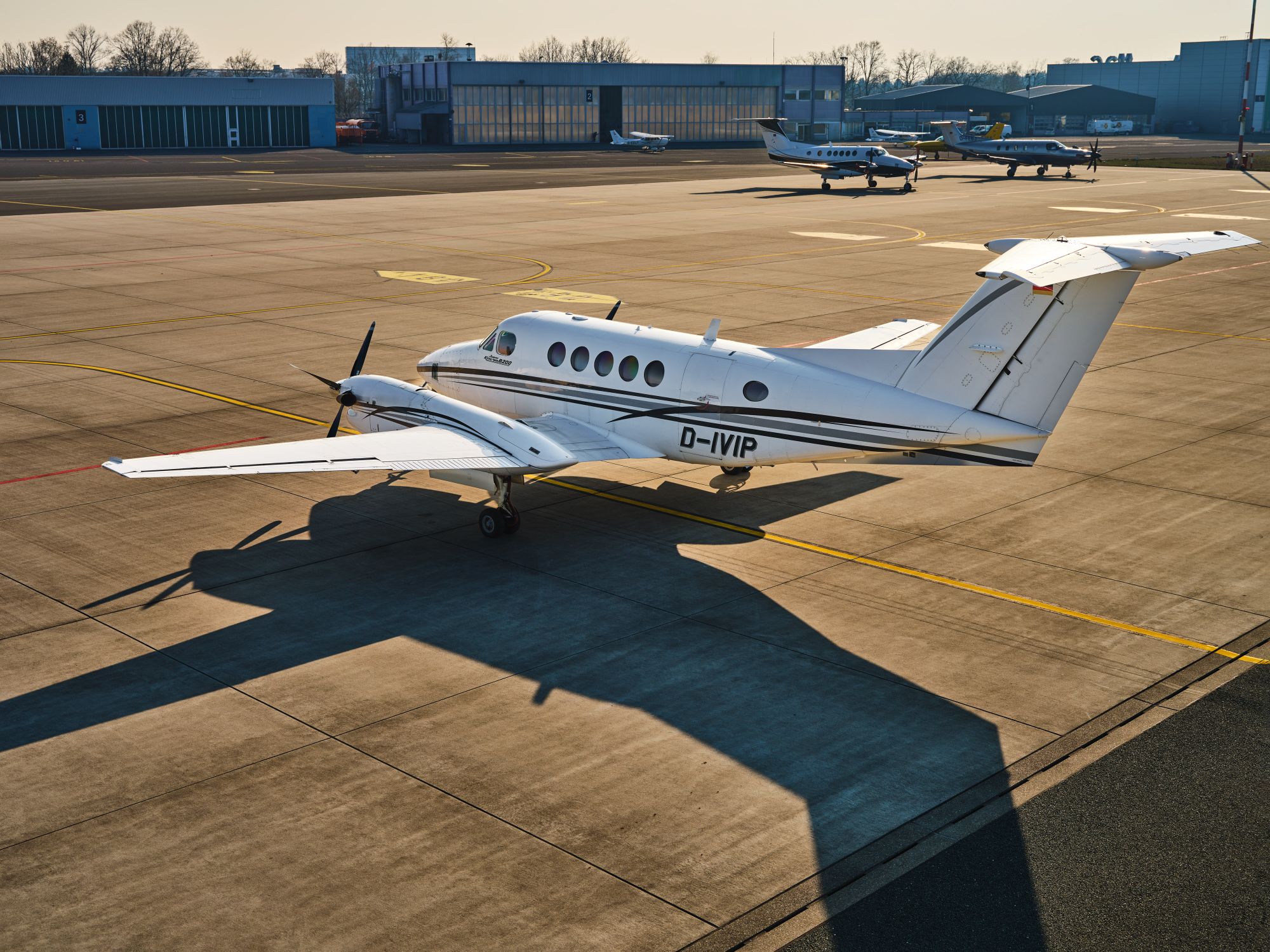 1999 Beechcraft King Air B200, Germany, photo 8