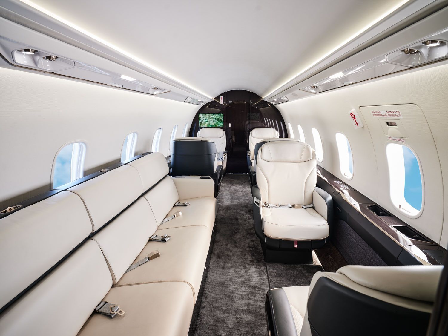 Challenger 3500 - Interior