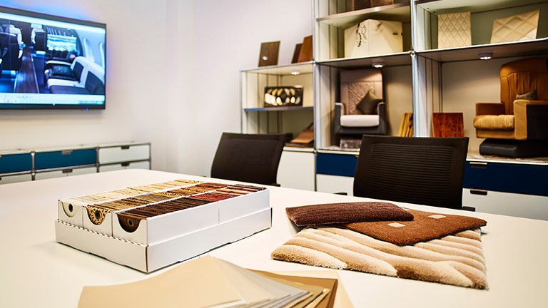 images/interior-content-4-showroom.jpg